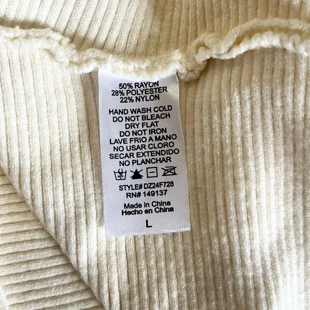 Double Zero Ivory Ribbed Knit Sweater